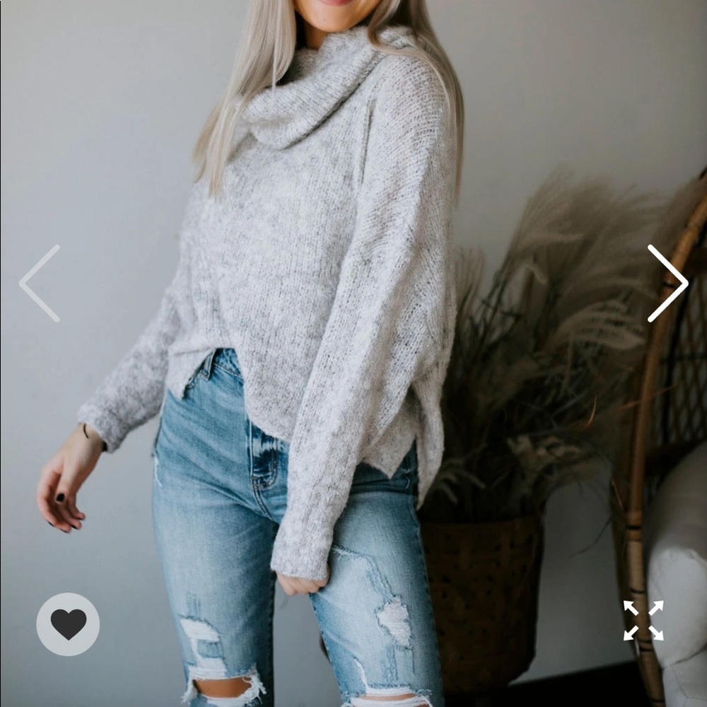 Lauriebelles Cowl Neck Top